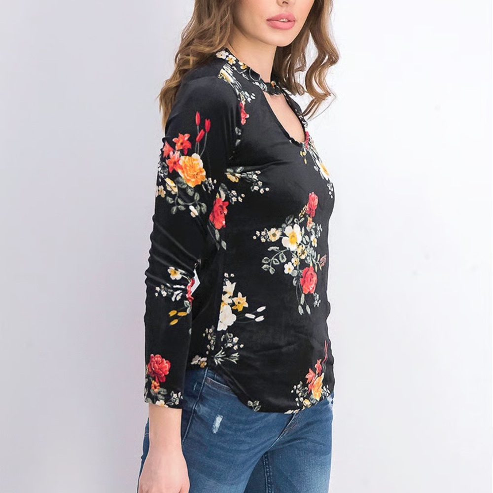 No Boundaries Choker Velvet Floral‎ Stretch Top Black Xmas Velour